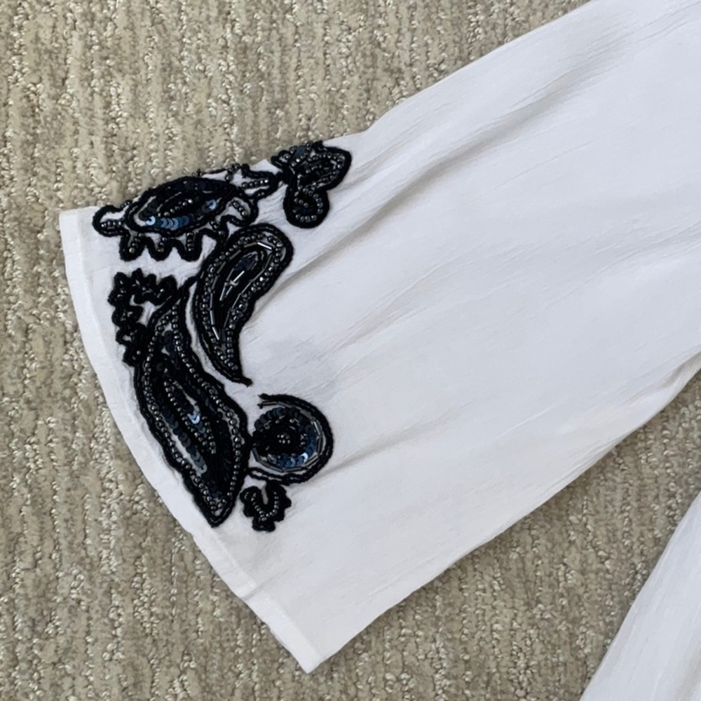NWT Chico’s Embellished White Gauze Boho Tunic Size M - Picture 10 of 16